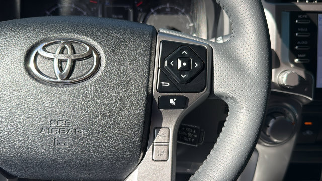 Used 2022 Toyota 4Runner SR5 RWD image 19