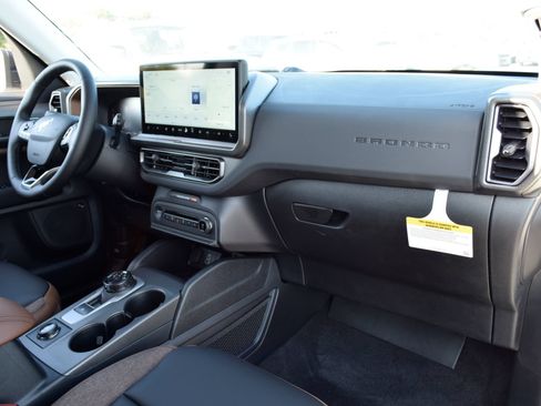 New 2026 Ford Bronco Sport Outer Banks w/ Outer Banks Tech Package+ AWD/4WD image 22