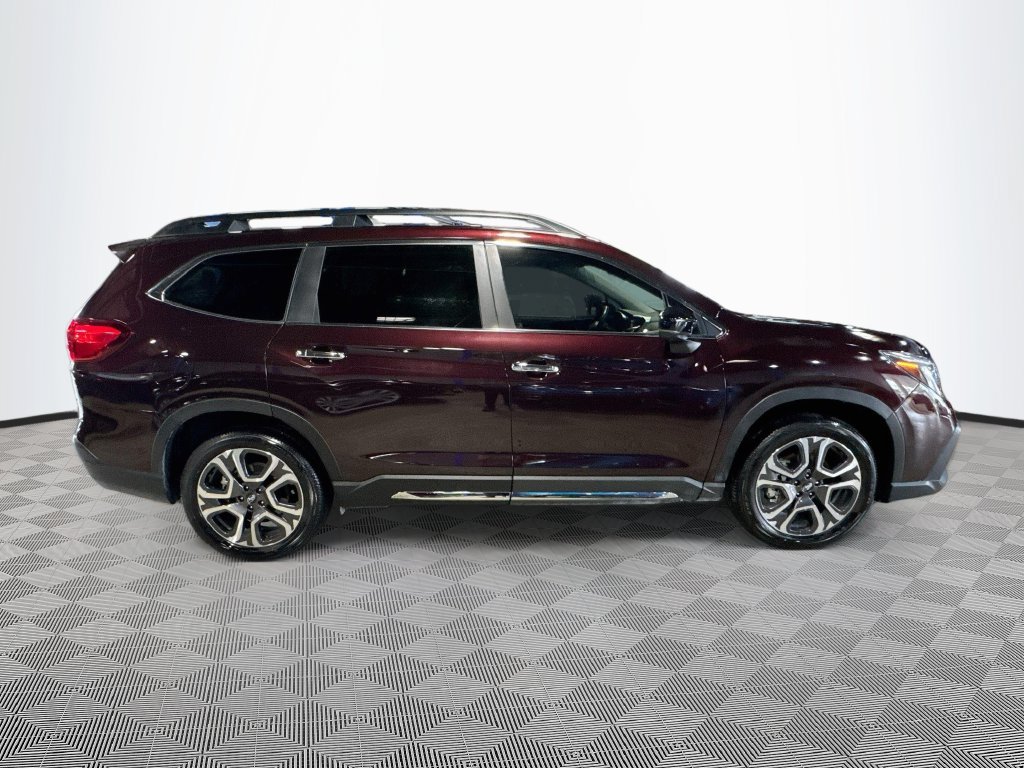Used 2025 Subaru Ascent Touring AWD/4WD image 5