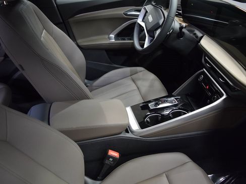 New 2025 Audi Q5 Premium Plus image 7