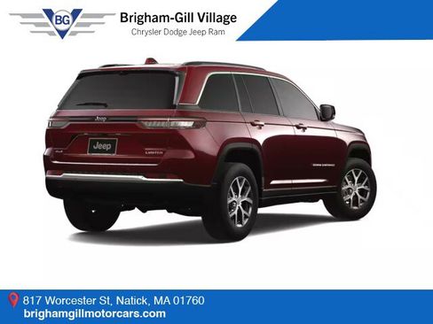 Used 2025 Jeep Grand Cherokee Limited AWD/4WD image 3