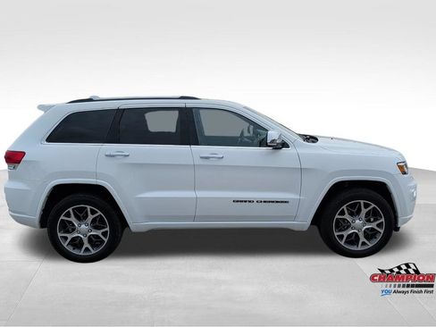 Used 2020 Jeep Grand Cherokee Overland AWD/4WD image 6