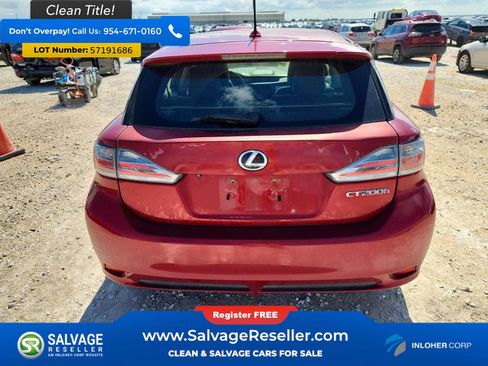 Used 2013 Lexus CT 200h w/ Premium Pkg w/Navigation FWD image 8
