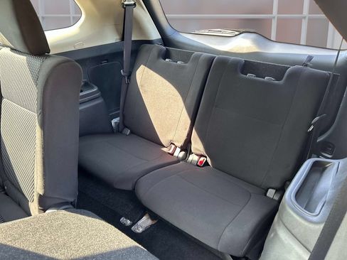 Used 2020 Mitsubishi Outlander ES AWD/4WD image 25