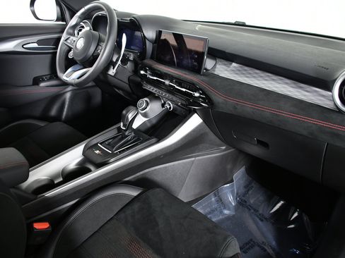 Used 2024 Alfa Romeo Tonale Veloce image 28