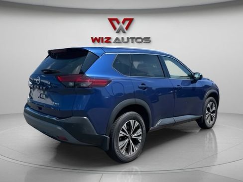 Used 2021 Nissan Rogue SV w/ Premium Package AWD/4WD image 5