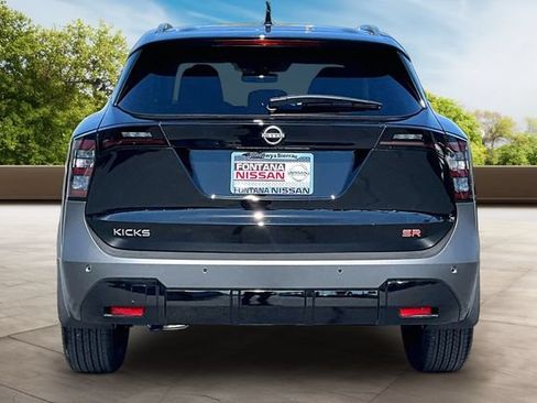 New 2026 Nissan Kicks SR FWD image 4