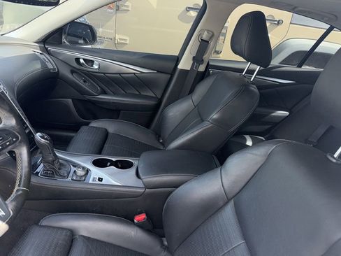 Used 2018 INFINITI Q50 Sport RWD image 2