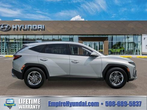 New 2026 Hyundai Tucson SE AWD/4WD image 7