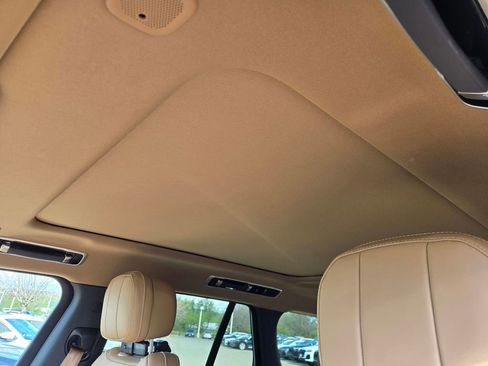 New 2026 Land Rover Range Rover SE AWD/4WD image 13