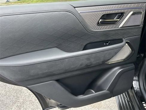 Certified 2025 INFINITI QX80 Autograph w/ Autograph Exterior Package image 24