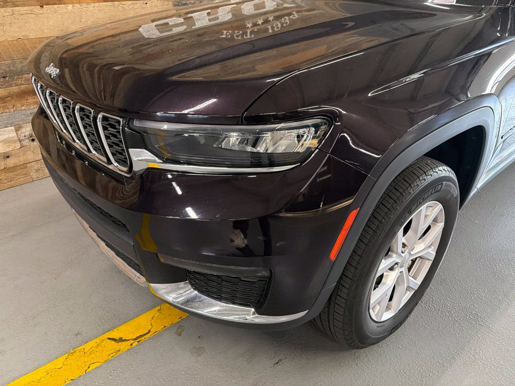 Used 2022 Jeep Grand Cherokee L Limited AWD/4WD image 3