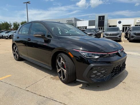 New 2025 Volkswagen GTI SE image 1
