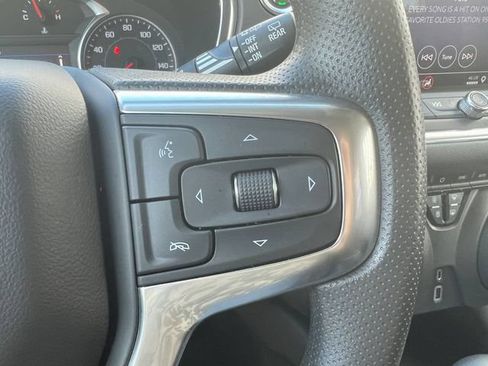 Used 2021 Chevrolet Blazer LT FWD image 25