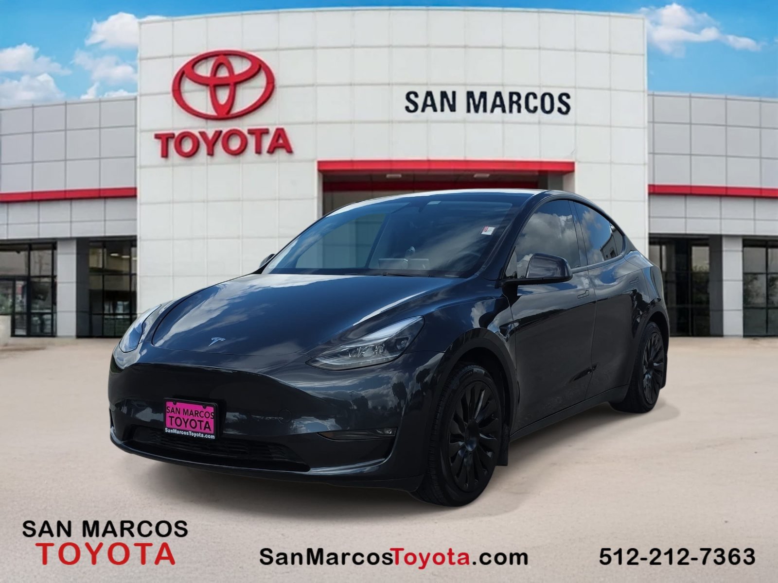 Used 2024 Tesla Model Y Long Range AWD/4WD image 1