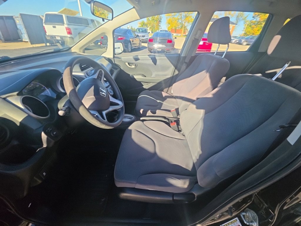 Used 2013 Honda Fit image 12