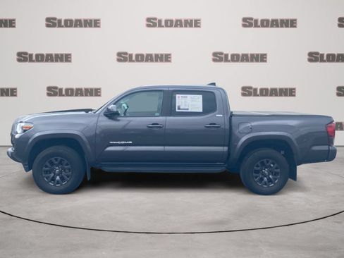 Used 2023 Toyota Tacoma SR5 AWD/4WD image 2
