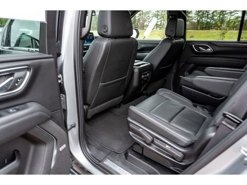 Used 2024 Chevrolet Tahoe LT image 12