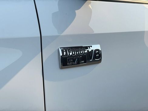 Used 2017 Toyota Tundra Limited w/ Limited Premium Package AWD/4WD image 34