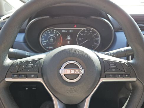 Used 2025 Nissan Versa SV w/ Trunk Package image 11