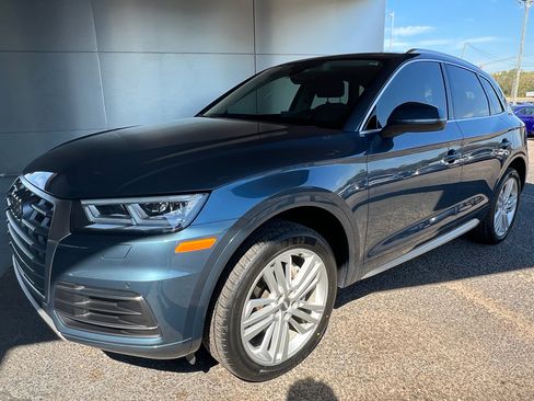 Used 2018 Audi Q5 2.0T Premium Plus w/ Premium Plus Package image 3