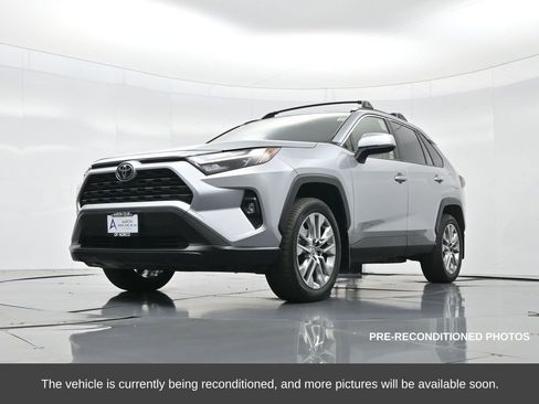 Used 2023 Toyota RAV4 XLE Premium image 46