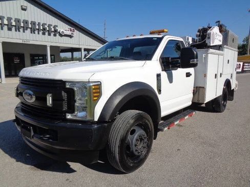 Used 2019 Ford F550 4x4 Regular Cab Super Duty image 1