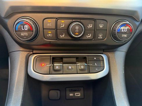 Used 2023 GMC Acadia SLT w/ Elevation Edition FWD image 41