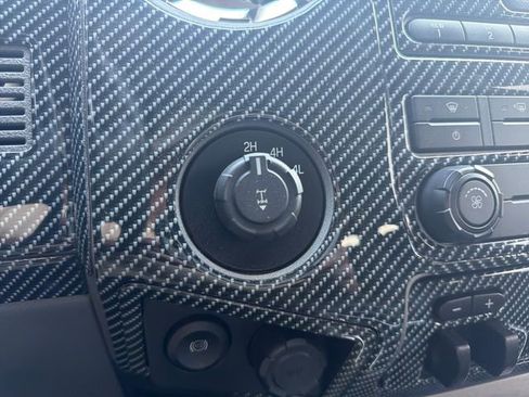 Used 2016 Ford F250 XLT w/ XLT Premium Package image 34