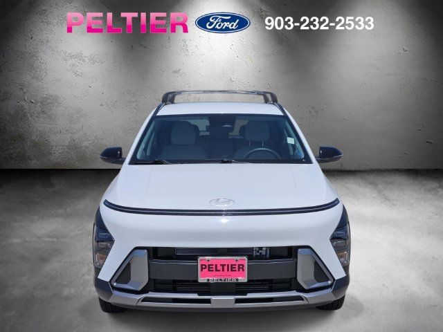 Used 2026 Hyundai Kona SEL Premium FWD image 2