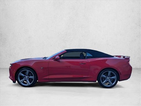 Used 2017 Chevrolet Camaro SS image 9