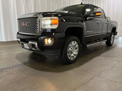 Used 2016 GMC Sierra 2500 Denali AWD/4WD image 25