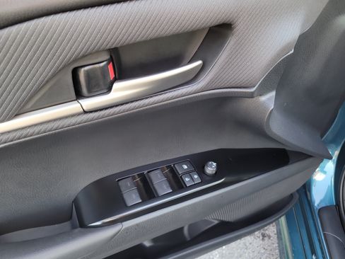 Used 2025 Toyota Camry SE w/ Multimedia Upgrade Package FWD image 17