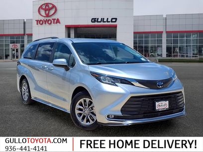 Certified 2023 Toyota Sienna XLE