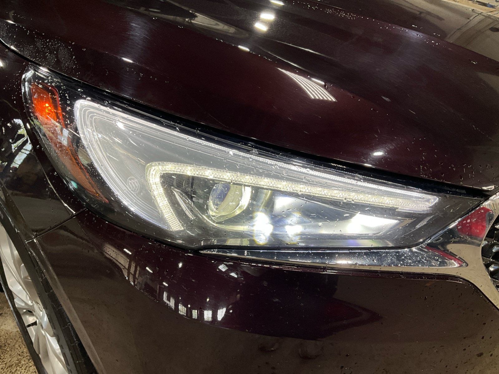 Used 2020 Buick Enclave Avenir w/ Avenir Technology Package AWD/4WD image 34