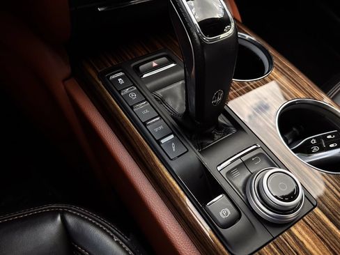Used 2019 Maserati Quattroporte GTS GranLusso RWD image 15
