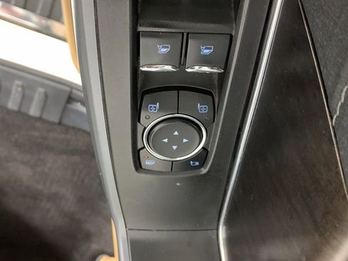 Used 2022 Ford F150 Lariat w/ Equipment Group 502A High image 18