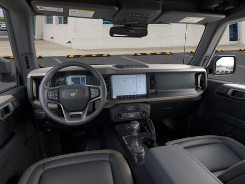 New 2025 Ford Bronco Big Bend w/ Black Diamond Package AWD/4WD image 34