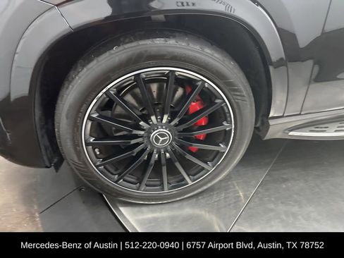 Certified 2025 Mercedes-Benz GLS 63 AMG 4MATIC image 35