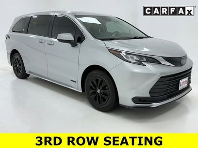 Used 2021 Toyota Sienna LE
