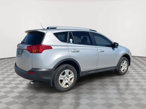 Used 2013 Toyota RAV4 LE AWD/4WD image 27