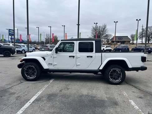 Used 2022 Jeep Gladiator Overland image 6