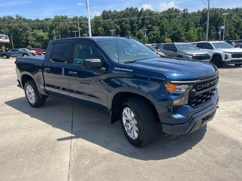 Used 2023 Chevrolet Silverado 1500 Custom RWD image 10