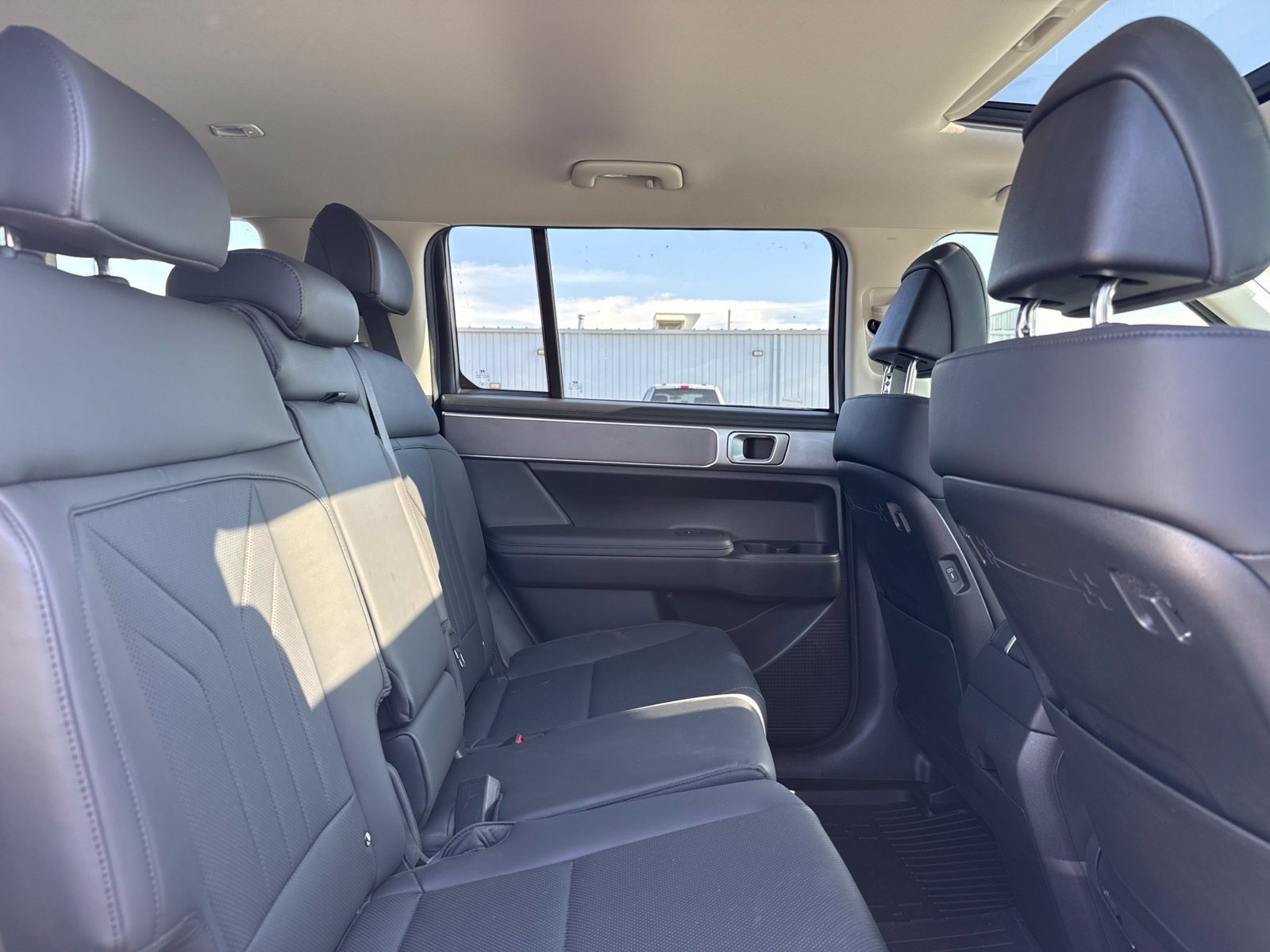 Used 2024 Hyundai Santa Fe XRT AWD/4WD image 9