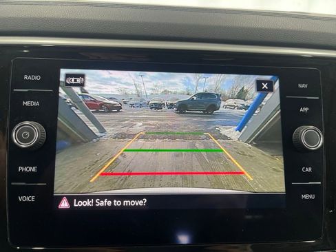 Certified 2021 Volkswagen Atlas SEL Premium image 19