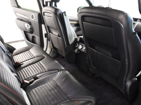 Used 2019 Land Rover Discovery HSE AWD/4WD image 22