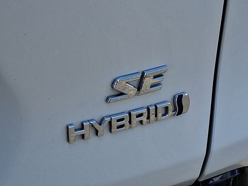 Used 2023 Toyota RAV4 SE w/ SE Grade Weather Package AWD/4WD image 32