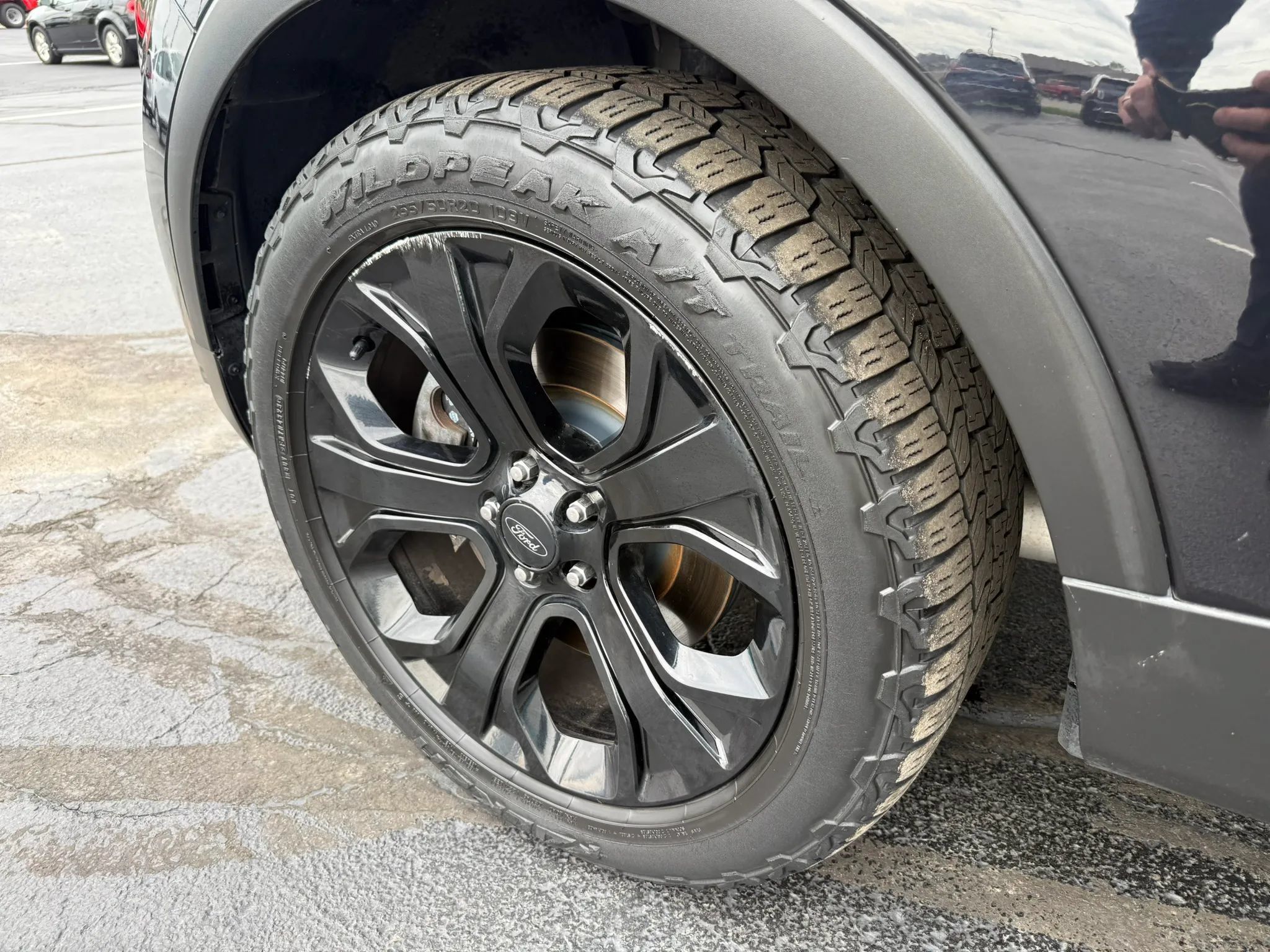 Used 2019 Ford Explorer Sport w/ Equipment Group 401A AWD/4WD image 46