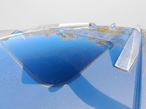 Used 2021 GMC Acadia SLT w/ Technology Package image 6