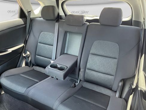 Used 2018 Hyundai Tucson SE w/ Cargo Package AWD/4WD image 15